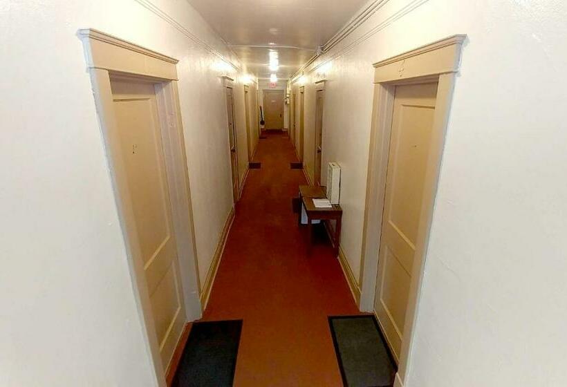 Люкс, Historic Whiting Hotel Suites