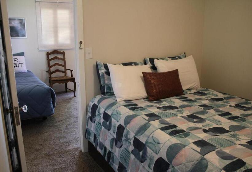 Семейный Номер Deluxe, Grand Canyon West Hotel Sheps Miners Inn