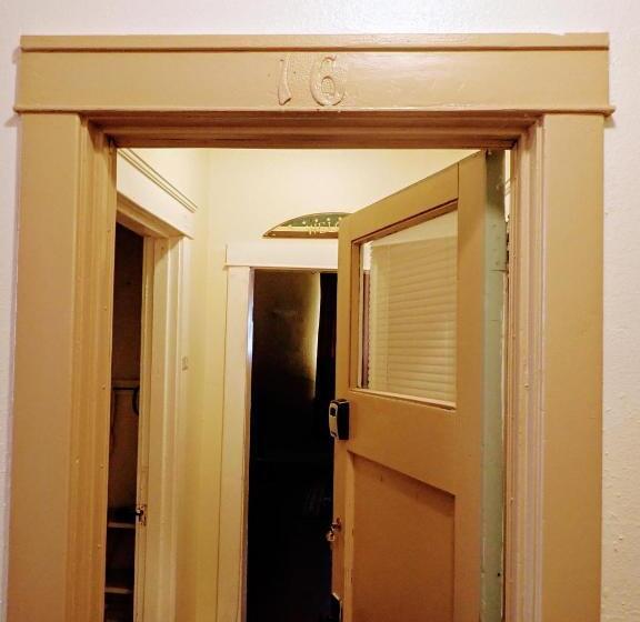 Люкс Повышенной Комфортности, Historic Whiting Hotel Suites