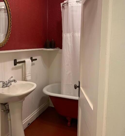 Люкс, Historic Whiting Hotel Suites