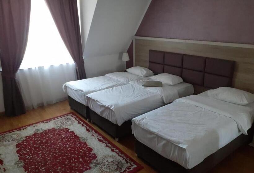 اتاق استاندارد سه نفره, Club Bucovina Resort & Spa
