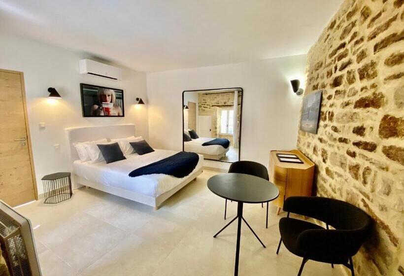 디럭스 스위트 킹 침대, La Maison Des Vendangeurs   Table D Hôtes Le Soir Du Jeudi Au Dimanche  Jacuzzi   Balnéo Spa   Acces