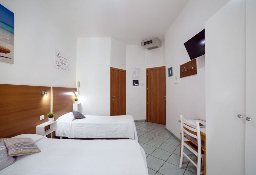 Номер Стандарт Трехместный, Albergo Margherita