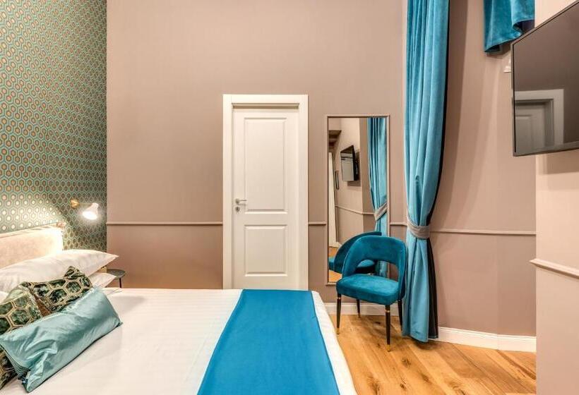 Habitación Triple Deluxe, Tree Charme Parliament Boutique