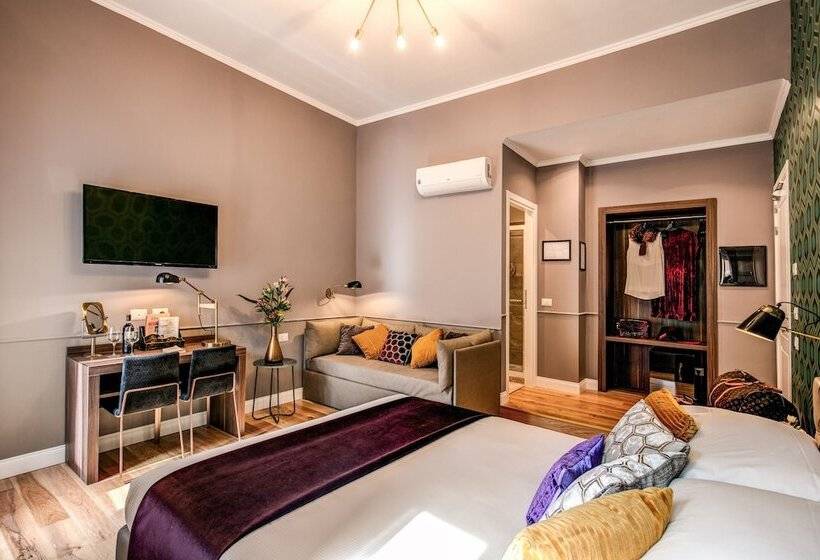 Junior Suite, Tree Charme Parliament Boutique