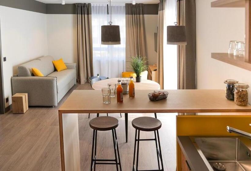 Апартаменты 1 Спальня, Plan B Hotel   Living Chamonix