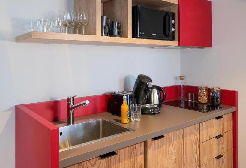 Апартаменты 2 Спальни, Plan B Hotel   Living Chamonix