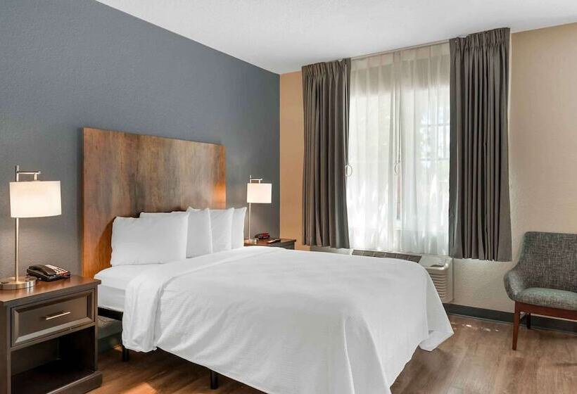 Студия Deluxe, Extended Stay America Premier Suites  Fort Lauderdale  Cypress Creek  Park North