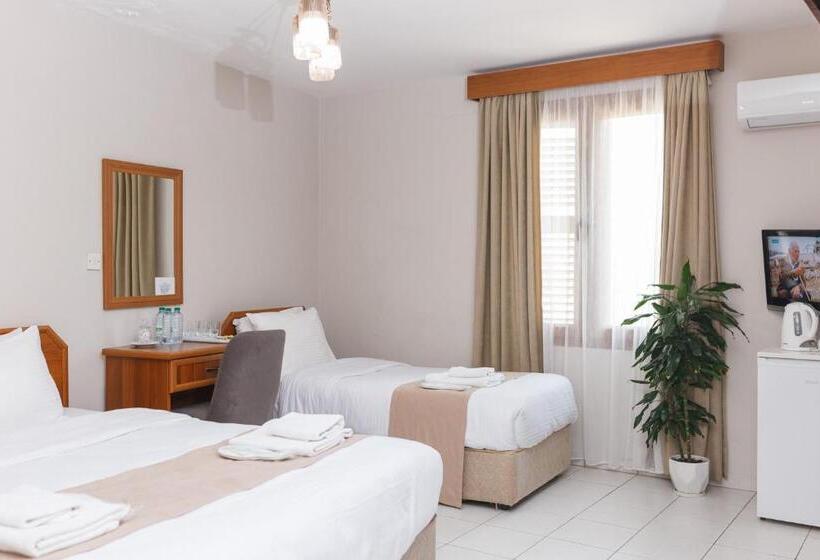 Семейный Номер, Homelike Guest House