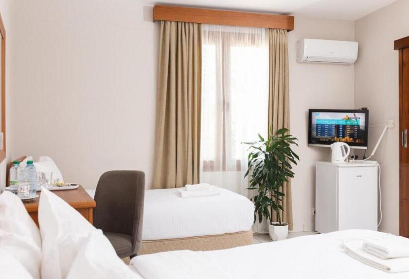 Семейный Номер, Homelike Guest House