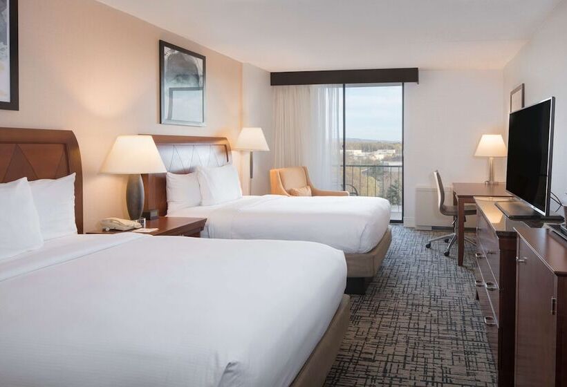 Номер Стандарт 2 Двуспальные Кровати, Doubletree By Hilton Hotel Syracuse