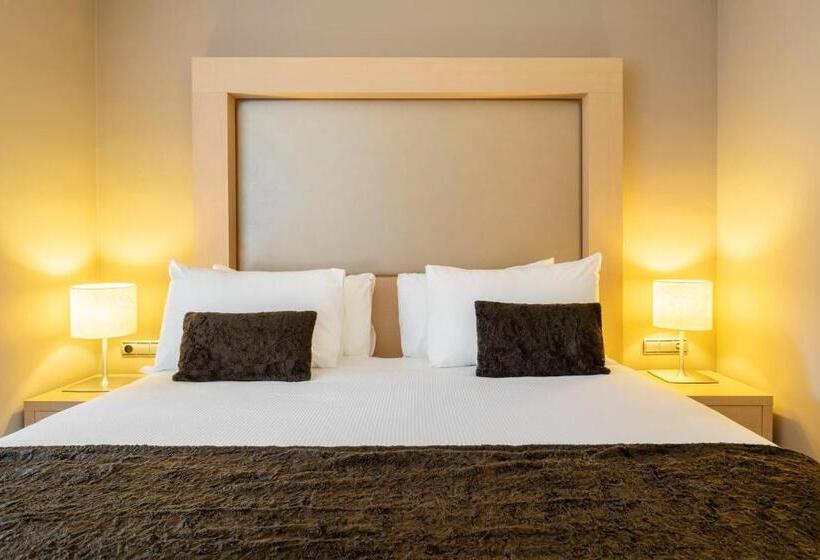 Номер Deluxe Вид на Горы, Eurostars Royal Tanau