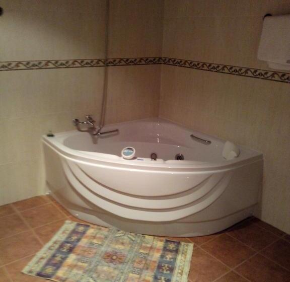 디럭스 스위트, Hostal Piñera