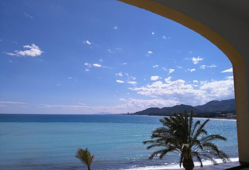 Номер Стандарт Трехместный, Medplaya Hotel Vistamar Costa Dorada