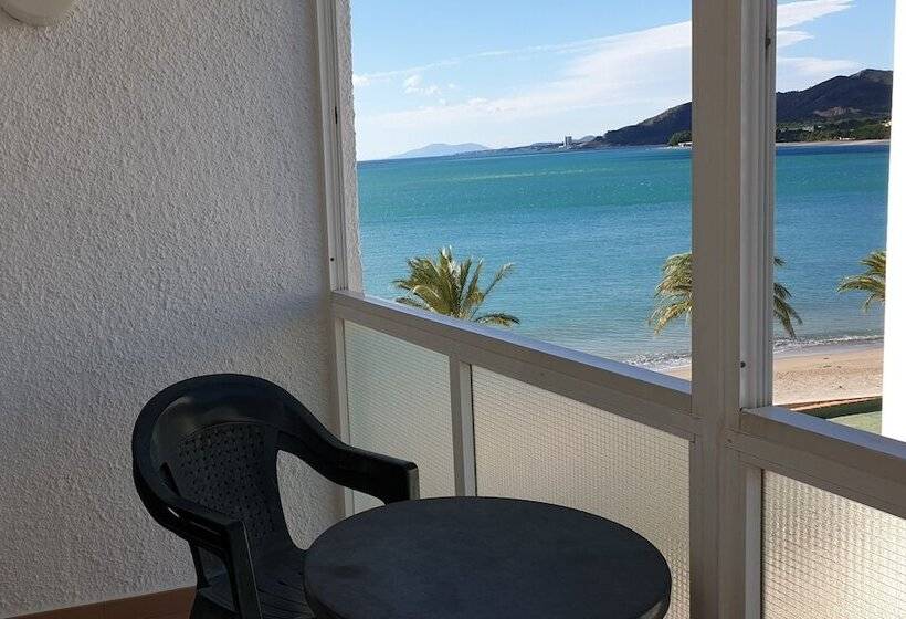 Четырехместный Номер Стандарт, Medplaya Hotel Vistamar Costa Dorada