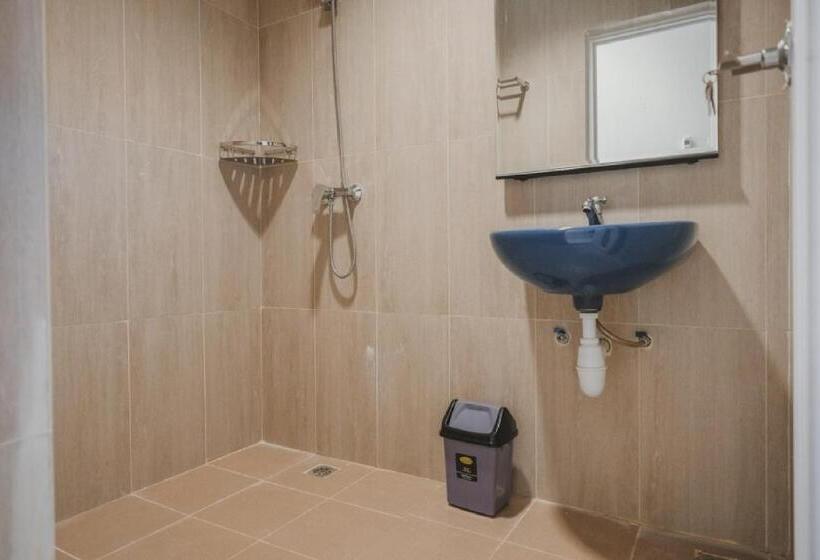 Номер Стандарт, Reddoorz Plus Near Ferry Terminal Batam Center