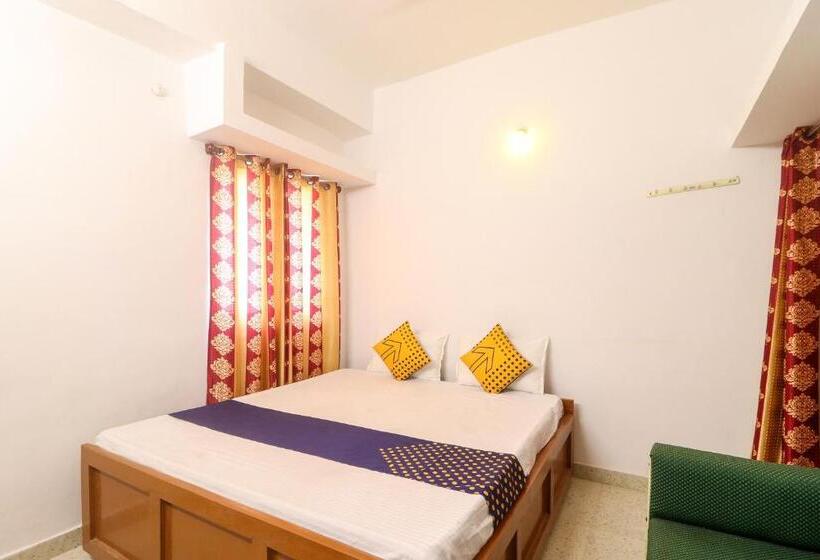 اتاق استاندارد سه نفره, Spot On Hotel Om Kanha
