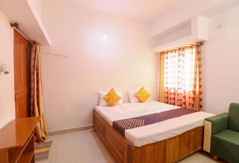 اتاق استاندارد سه نفره, Spot On Hotel Om Kanha