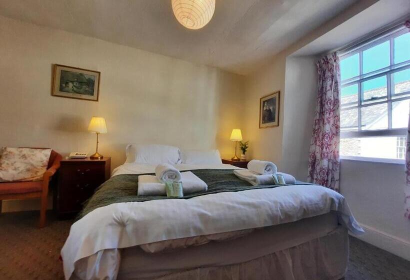 Номер Стандарт, Lion Hotel Dulverton