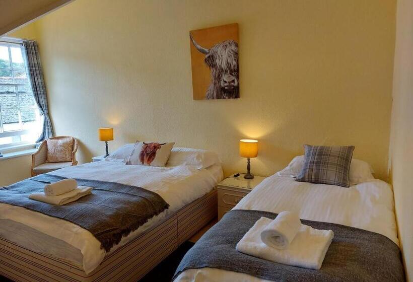 Семейный Номер, Lion Hotel Dulverton