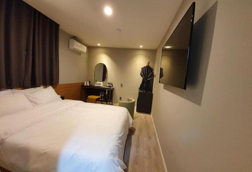 Номер Стандарт, Browndot Hotel Songtan