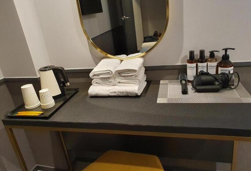 Номер Стандарт с Террасой, Browndot Hotel Songtan