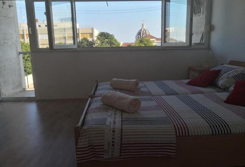 Apartamento 2 Dormitórios, Guesthause Antonio