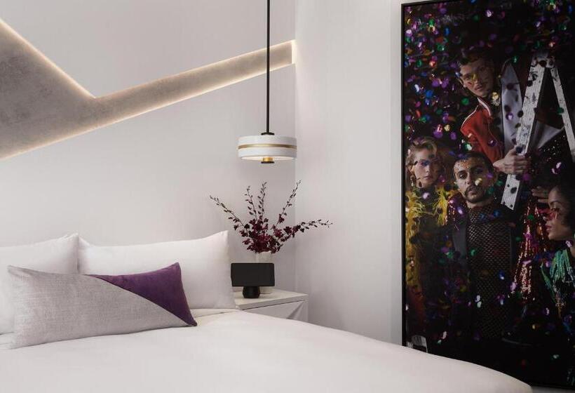 带大床的小型套房, X Brisbane Fortitude Vly, Vignette Collection   An Ihg