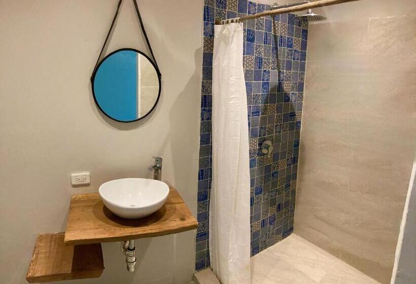 스탠다드 룸, The Journey Hostel