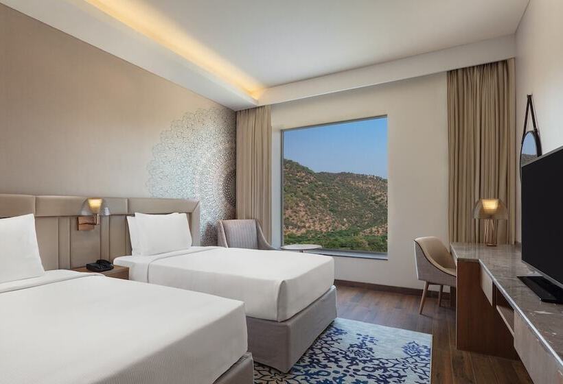 带观景的标准间, Doubletree By Hilton Jaipur Amer