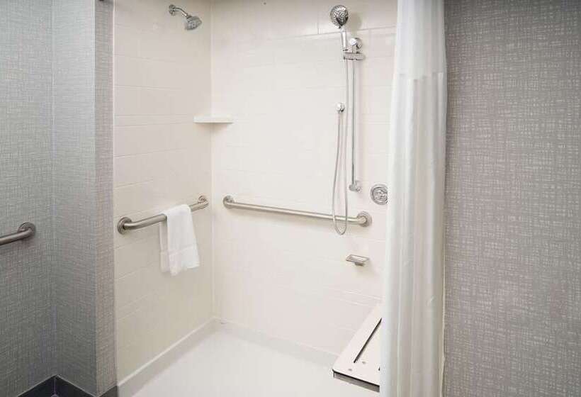Номер Стандарт, Hampton Inn Buffalo   Amherst, Ny