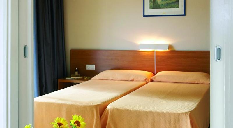 Huoneisto 2 Makuuhuonetta, Aparthotel Comtat Sant Jordi