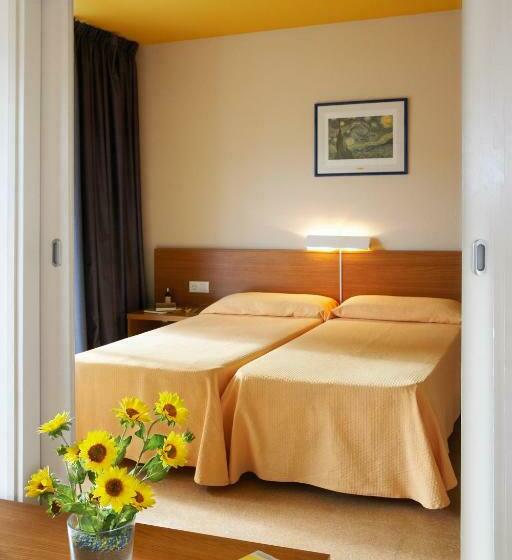 Huoneisto 2 Makuuhuonetta Terassi, Aparthotel Comtat Sant Jordi
