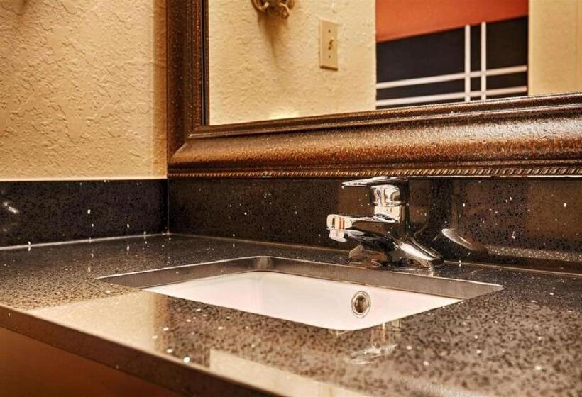 Четырехместный Номер Стандарт, Best Western Gardendale