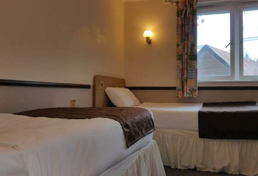Номер Economy, The George Hotel Pangbourne