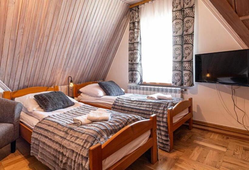 Номер Стандарт Трехместный, Gronik