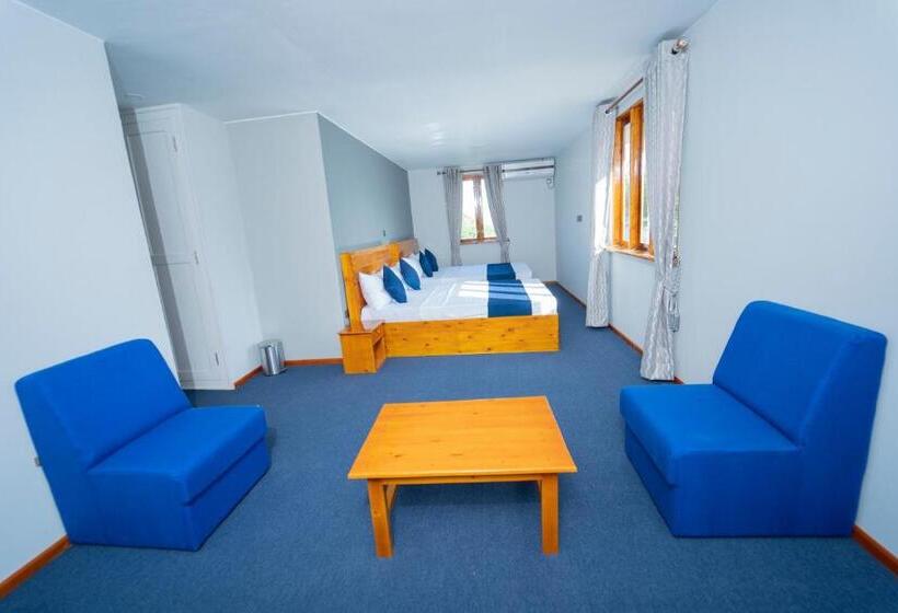 Четырехместный Номер Deluxe, Havana Club Resort