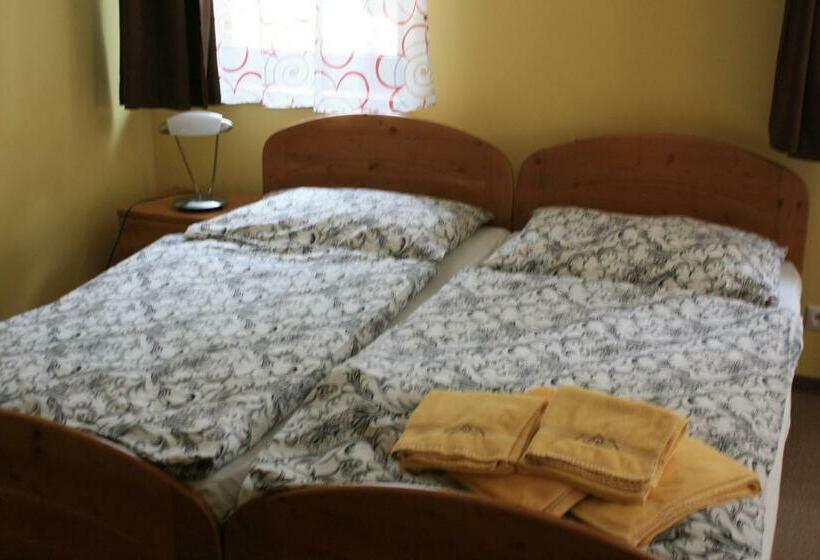 Номер Стандарт, Horský Hotel Kristína