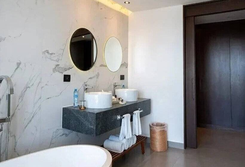Suite 3 Chambres, The Fives Oceanfront