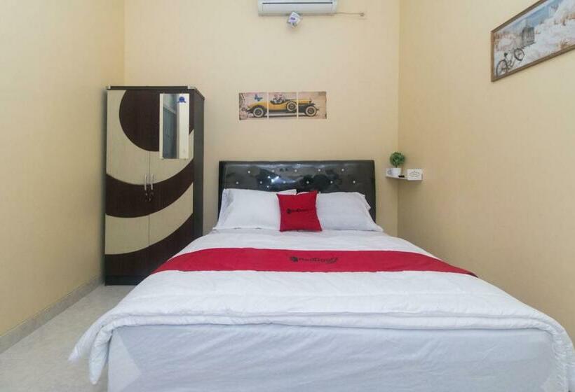 Номер Стандарт, Reddoorz Syariah Near Stasiun Madiun