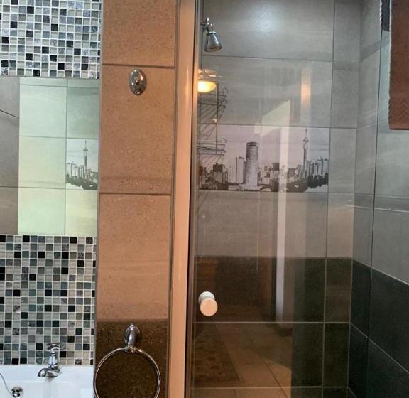 اتاق لوکس, Camelthorn Guesthouse