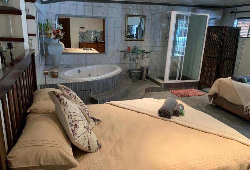 اتاق لوکس, Camelthorn Guesthouse