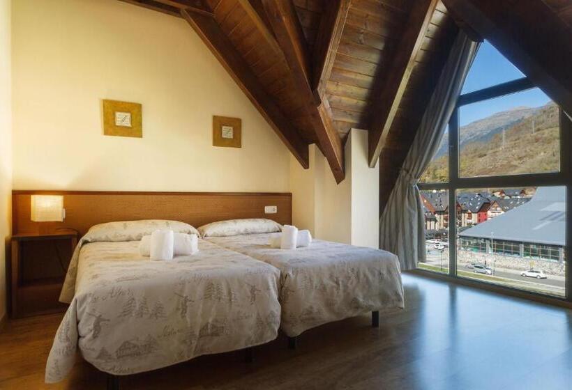 Семейные Апартаменты, Aparthotel La Vall Blanca