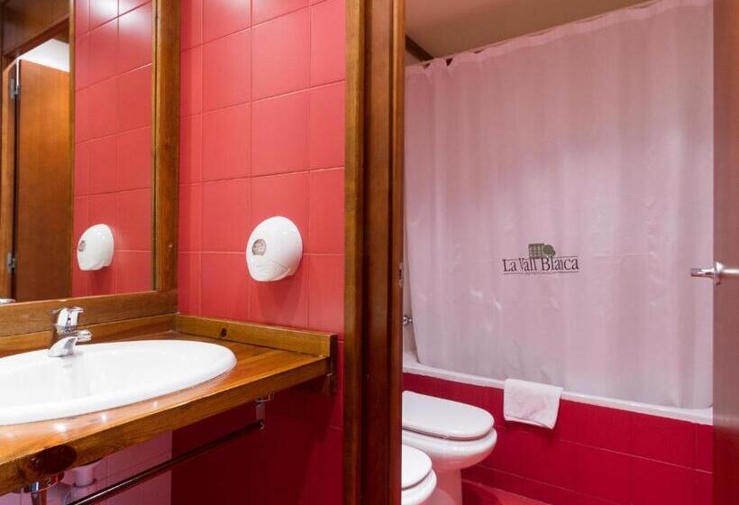 Family flat with view, Aparthotel La Vall Blanca