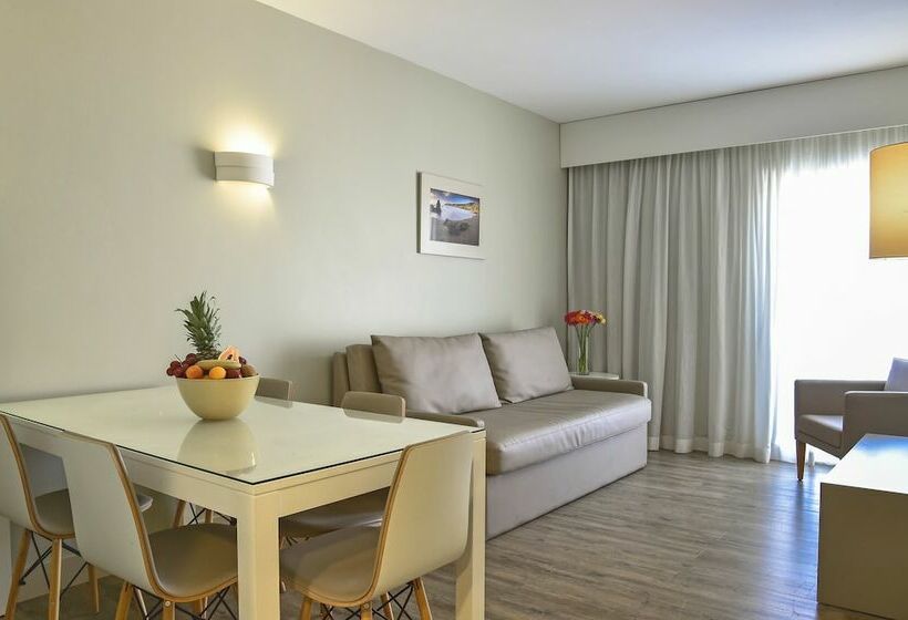 דירת פרמיום 2 חדרי שינה, Aqualuz Lagos by The Editory