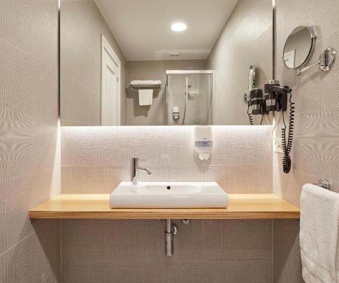 Номер Стандарт, Hostal Arriazu