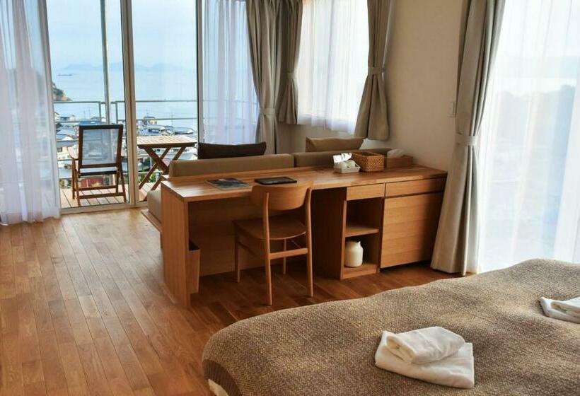 Номер Deluxe Вид на Море, My Lodge Naoshima