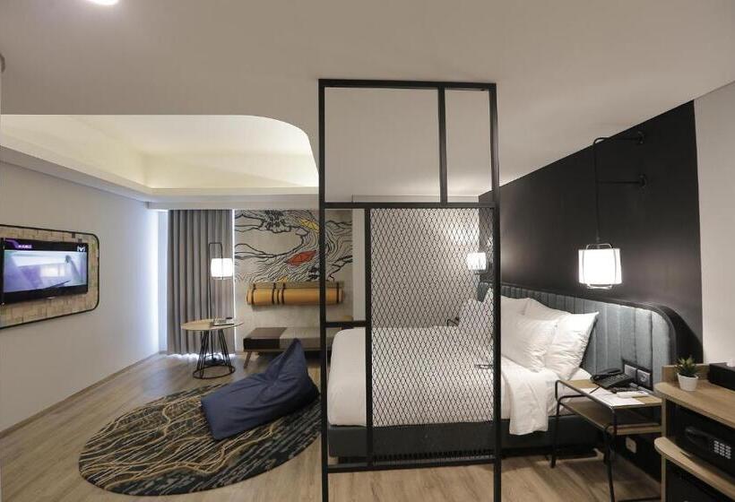 Президентский Люкс, Luminor Hotel Purwokerto By Wh