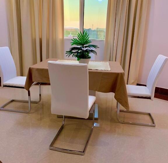 Полулюкс, Olive Suites