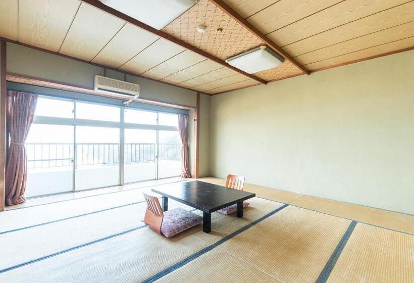Номер Стандарт Четырехместный Совместный Санузел, Tabist Miyoshi Ryokan Odawara Manazuru